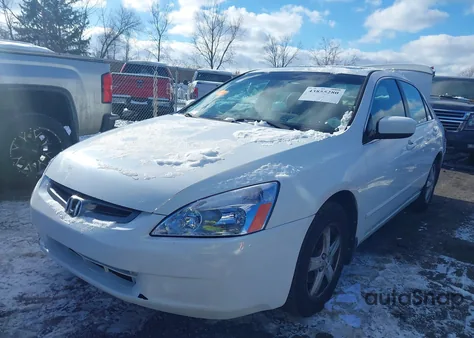 2005 Honda Accord 2.4 Ex из США, поврежденный, VIN 1HGCM56815A117553